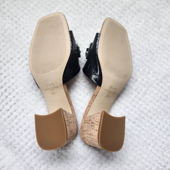 Marc Fisher LTD Black Leather Block Heel Sandals with Silver Chain – Size 9M - Picture 3 of 6